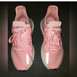 Adidas Women's Pink Sneakers Size 7.5